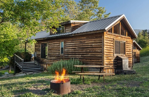 Goleta Cabin | Cabin | Loft + Firepit | No Hidden Fees