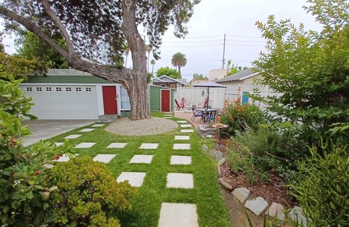 Belmont Heights House | Cal Vintage Beach Home ☀️- In the ❤️ of Long Beach-King Suite-Disneyland/LA