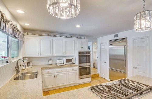 Agoura Hills House | Calabasas Getaway Near Trails, Parks & the 101!