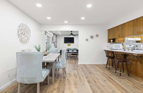 Hanford House | Cali Home Base near NAS w/Game Room