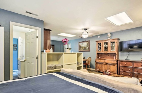 Delhi Apartment | California Countryside Retreat: Pets Welcome!
