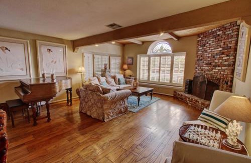 Old Towne House | "California Dreamin'