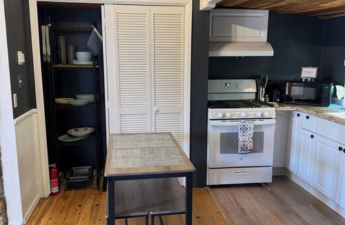 Lodge Hill Cottage | Cambria Cute Cottage with Private Deck