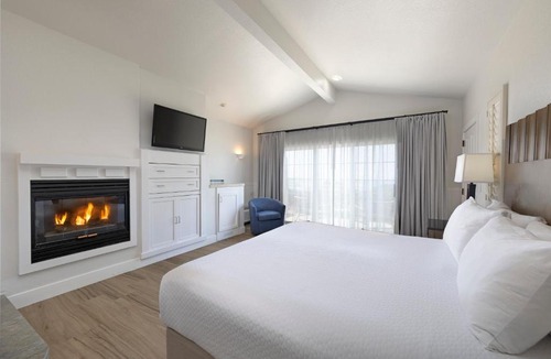 San Simeon Hotel | Cambria Landing Inn and Suites