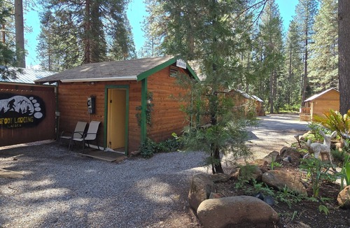 Shingletown Cabin | Camping Cabin D Near Lassen NP With Shared Bathrooms/Showers
