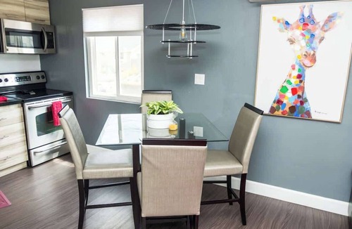 Hillcrest House | Canyon View