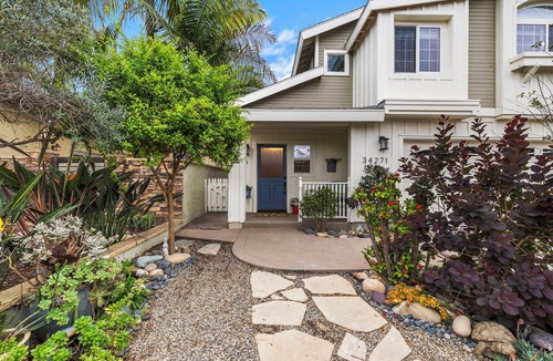 Capistrano Beach House | Capo Beach Coastal Retreat/4 Bedrooms 4 Bath/Near Harbor & Surf