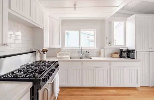 Carpinteria House | Carpinteria Beach Front Bungalow