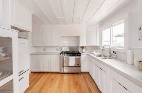 Carpinteria House | Carpinteria Beach Front Bungalow
