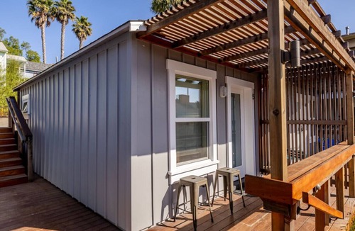 Avila Beach House | Casa Azul | King Bed Studio · Avila Beach