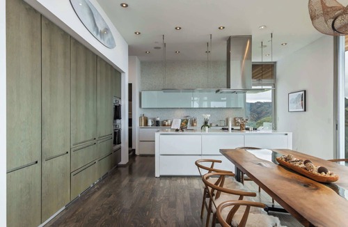 Malibu House | Casa Azure by Oraklus