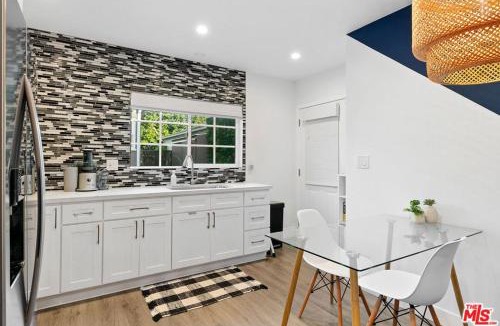 Westchester House | Casa Blanca - MODERN, CHIC, Peaceful and Private, Guest House - Pool, Sauna, Free Parking