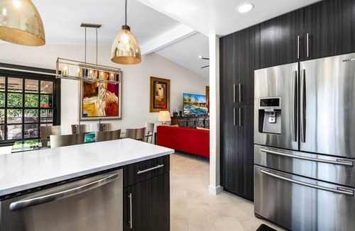 Tahquitz River Estates House | Casa de Las Puertas – Palm Springs Oasis with Pool, Spa, Fire Pit & Mountain Views