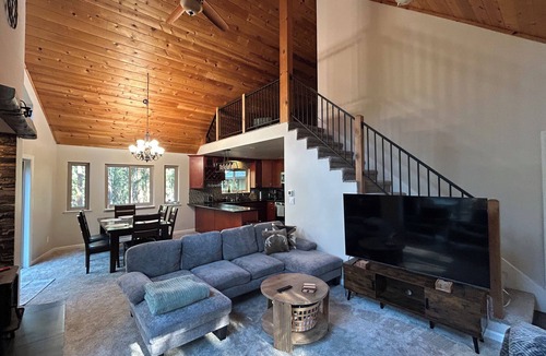 Placerville House | Casa Montana - Charming 4-bedroom bungalow with AC in lovely Placerville