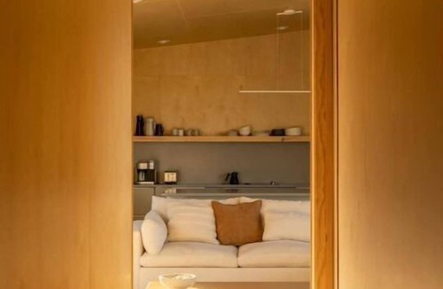 Yosemite Lakes Cabin | Casa Roca: Modern Cabin in 17 Acres Near Yosemite