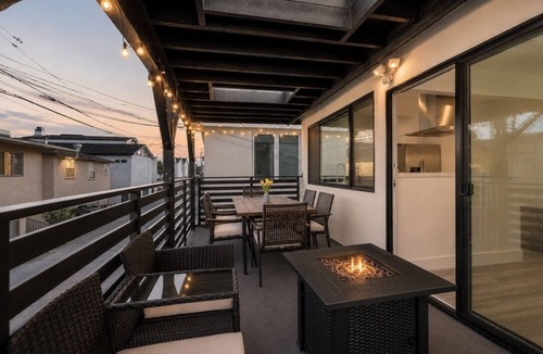Corona del Mar House | CDM Goldenrod - 5 min Walk to Beach with 2 Decks, Firepit, Central AC