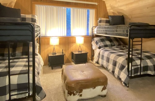 Sierra Cedars Cabin | Cedar Hill | Forest Views