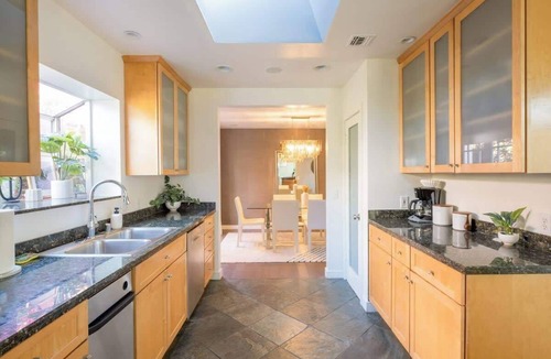 Westwood House | Central LA Luxe w/Resort Style Pool & HotTub