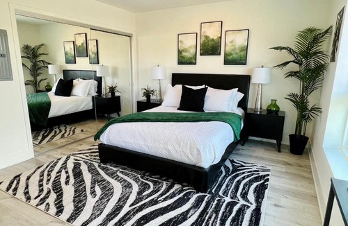 West Los Angeles Apartment | Century City Chic with Balcony Apt 402