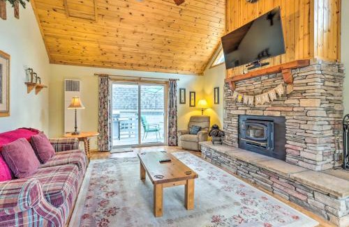 Whispering Forest House | 'Château Forêt' in Big Bear w/Hiking Trail Access