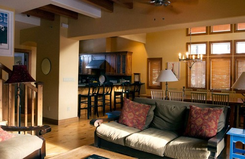 Sugar Bowl Resort House | Chalet Town Home 08