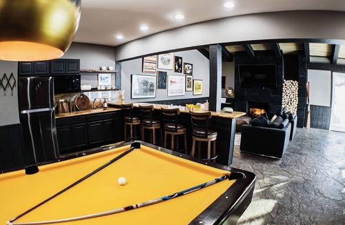 Mammoth Lakes Condo | Chamonix #70 - Near Yearly Outdoor Activities!