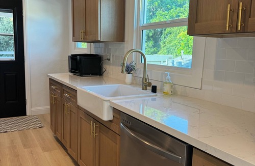Pasadena Apartment | Charming 2-bedroom apartment with WiFi and AC in wonderful Pasadena