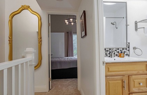 Lake Forest Condo | Charming 2-bedroom condo in peaceful Lake Forest, 1414ft, Good location