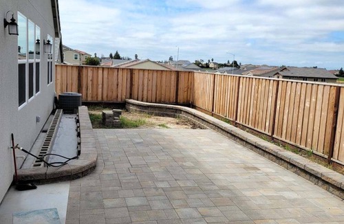 Hollister House | Charming 3-bedroom house in tranquil Hollister with AC