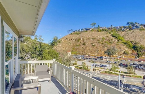 Laguna Beach House | Charming 3-bedroom house in brilliant Laguna Beach with AC