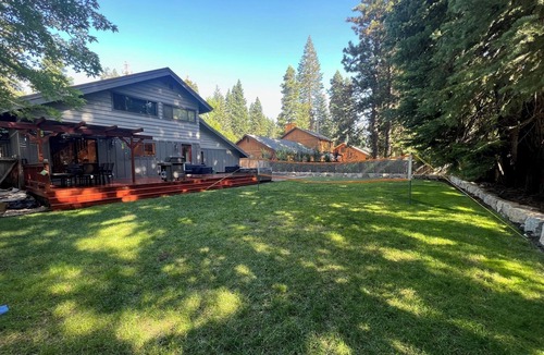 Comstock Acres House | Charming 4 bedroom, 3 1/2 bath Tahoe City home. Centrally located.