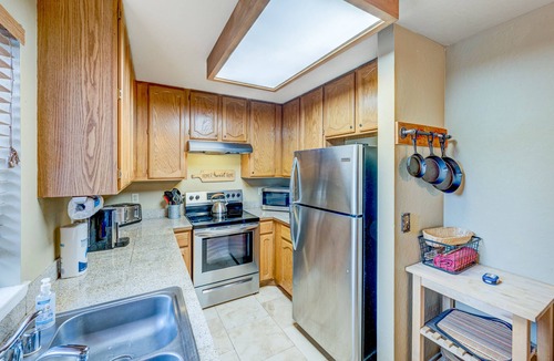 Tahoe Village Cabin | Charming cabin a mile from Heavenly's Boulder Lodge