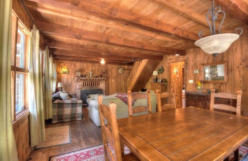 McKinney Estates House | Charming Cascade Chalet