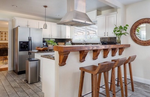Marina House | Charming Coastal Home – Carmel, Pebble Beach & Big Sur STR25-000020