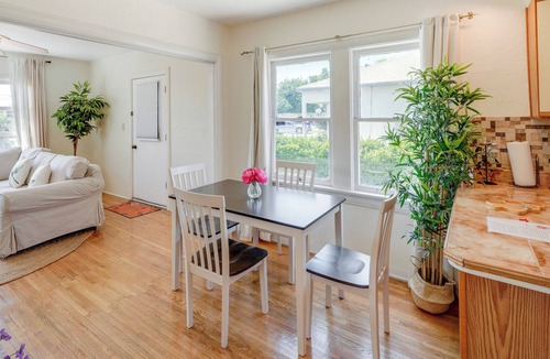 Oleander - Sunset Cottage | Charming Cottage in Oleander/Sunset Neighborhood