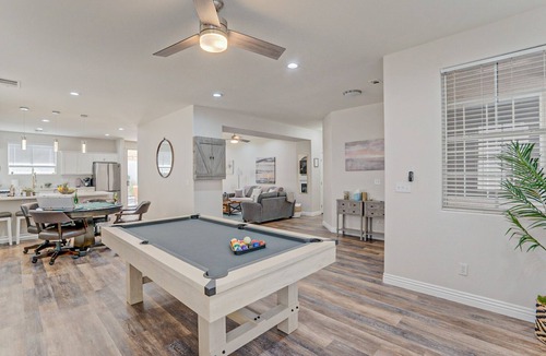 McCullough Hills House | Charming, Cozy & Elegant Zen Retreat with Hot Tub