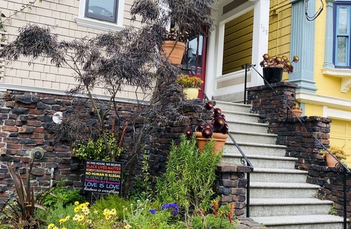 Golden Gate Condo | Charming Family Friendly NOPA Flat with a Brand New Hot Tub.