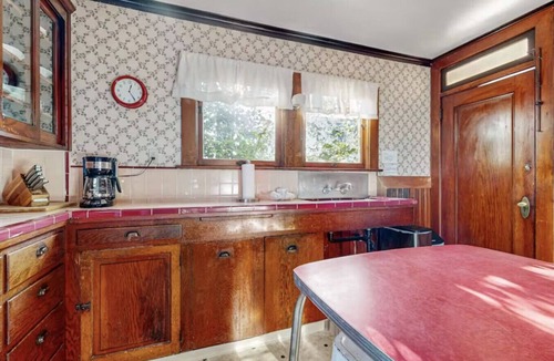 Downtown Apartment | Charming Historic 3-Bedroom Home Just One Block from Humboldt Bay – Walk to Shops & Restaurants