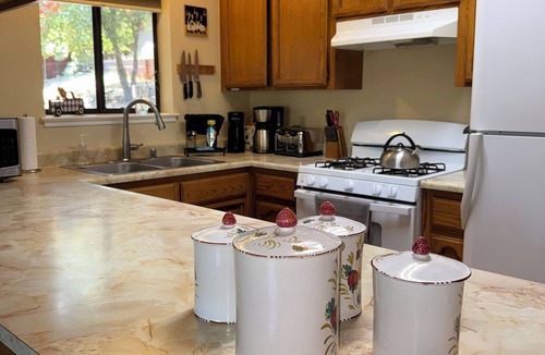 Groveland House | Charming home on Big Creek in serene Groveland @Pine Mountain Lake- Pet friendly