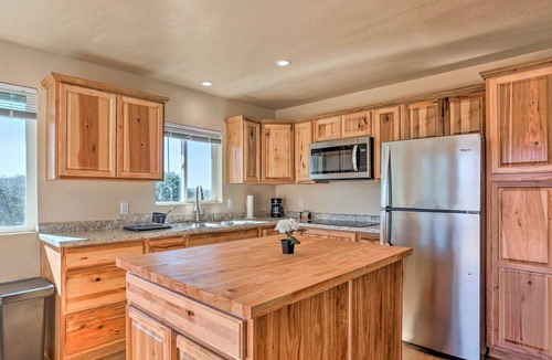 Yosemite Forks House | Charming Oakhurst Retreat Near Yosemite, Bass Lake