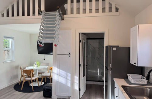 Danville Apartment | Charming studio in delightful Danville with free wifi and in-unit washer/dryer.