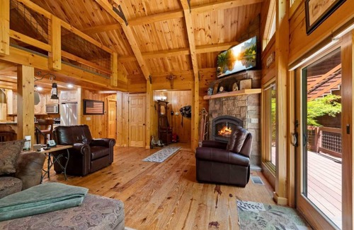 Mono Vista House | Chateau Catrina - Cozy Retreat