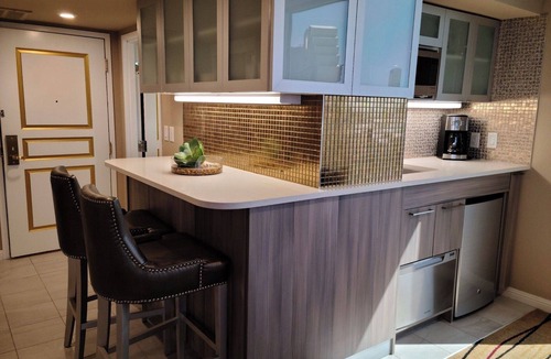 Winchester Condo | Chic 1-bedroom condo in cool Las Vegas with fitness room, AC