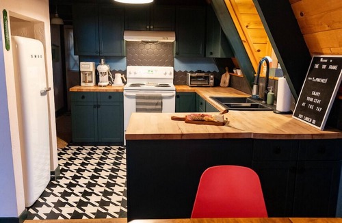 Pine Mountain Club Cabin | Chic A-Frame Cabin: Serene Forest Hideaway in Pine Mountain Club