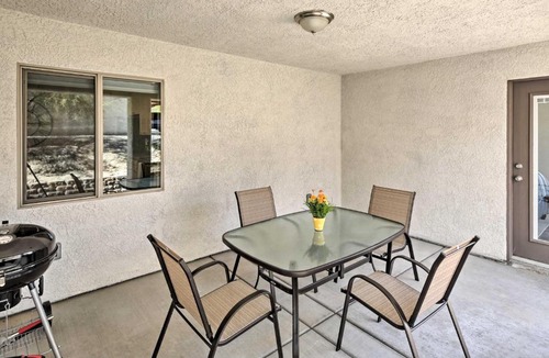 Lake Havasu City House | Chic and Modern Havasu Home Walk to London Bridge!