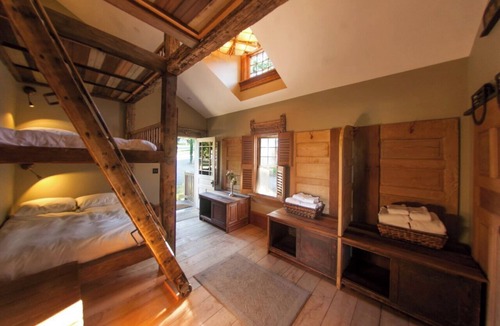 Calistoga Resort | Chic Bunk House at SSS Ranch/Resort Calistoga