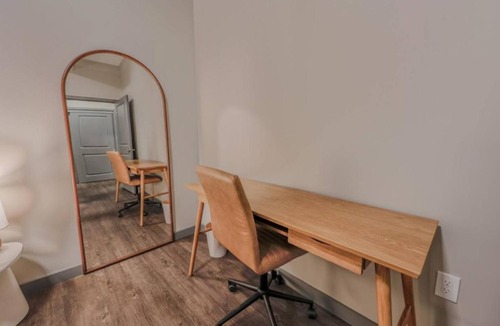 Downtown Boston Apartment | Chic Modern 2 bed Apartment with Exposed Brick