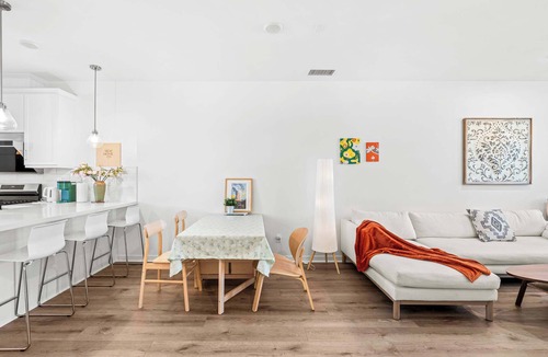Guasti Condo | Chic Modern Retreat with Stunning Views