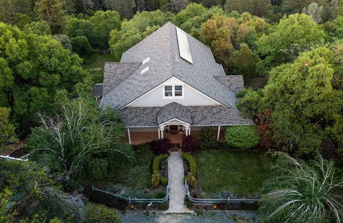 Nevada City House | Chic Modern Victorian Farmhouse secluded yet 5 min from Downtown Nevada City