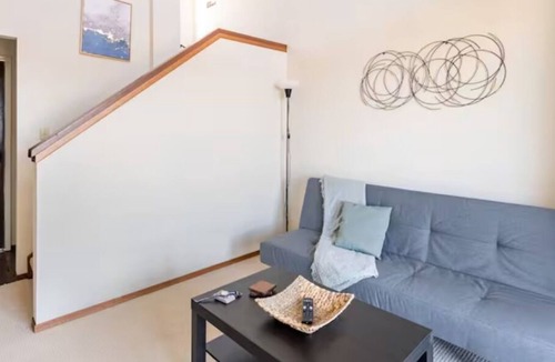 Hayward House | ~ Classic Calm Home in Heart of the Bay ~